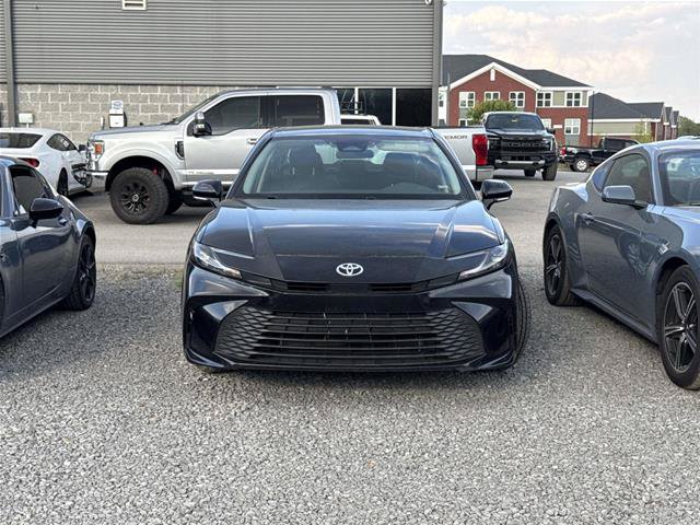 Used 2025 Toyota Camry LE FWD image 2