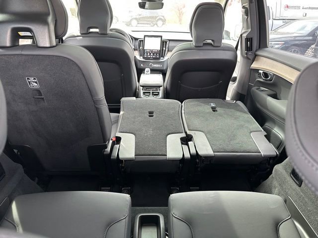 Used 2025 Volvo XC90 B6 Plus AWD/4WD image 9