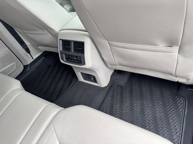 Used 2019 Volkswagen Atlas SE w/ Towing Package image 20