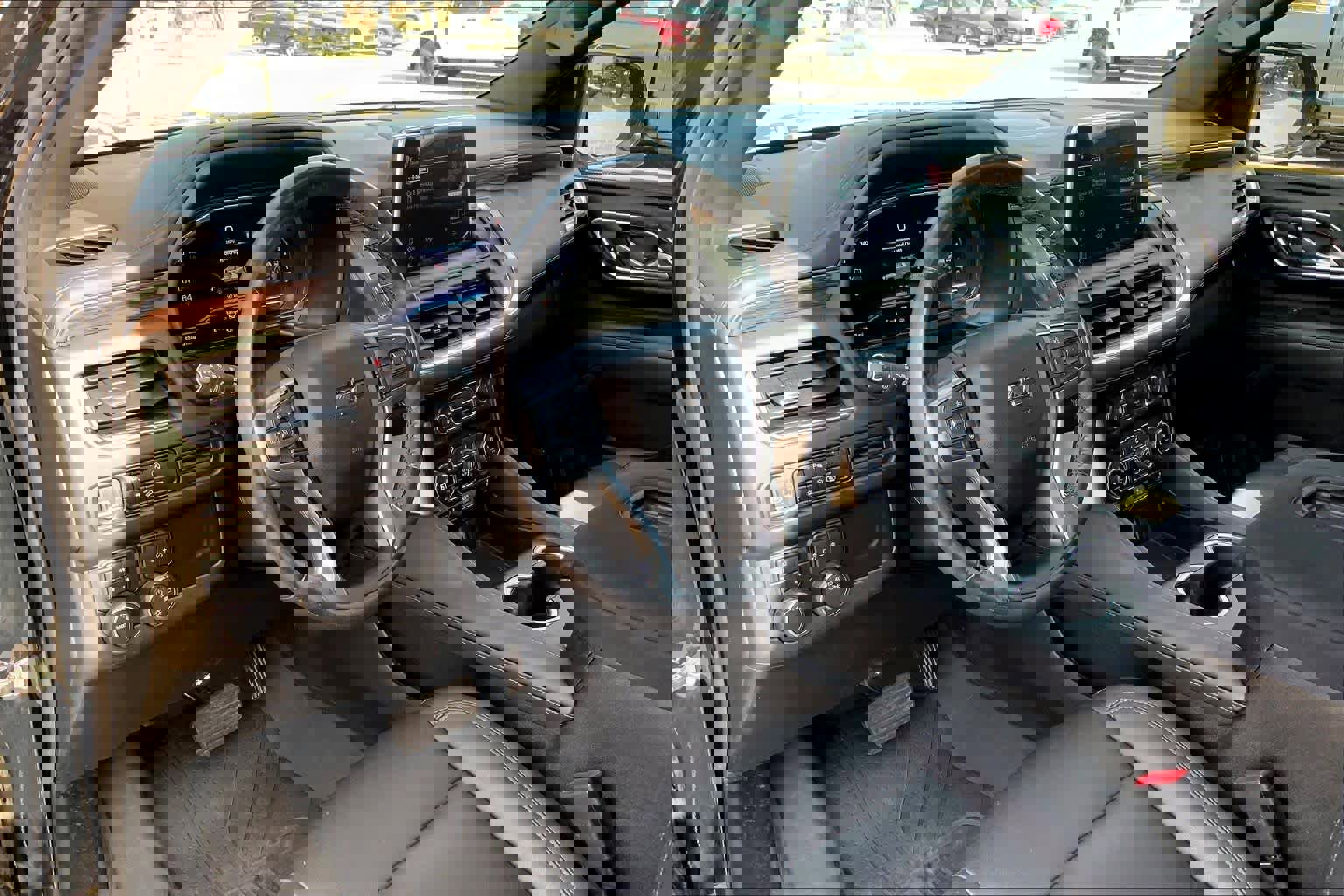 Used 2023 Chevrolet Tahoe Z71 w/ Luxury Package image 17