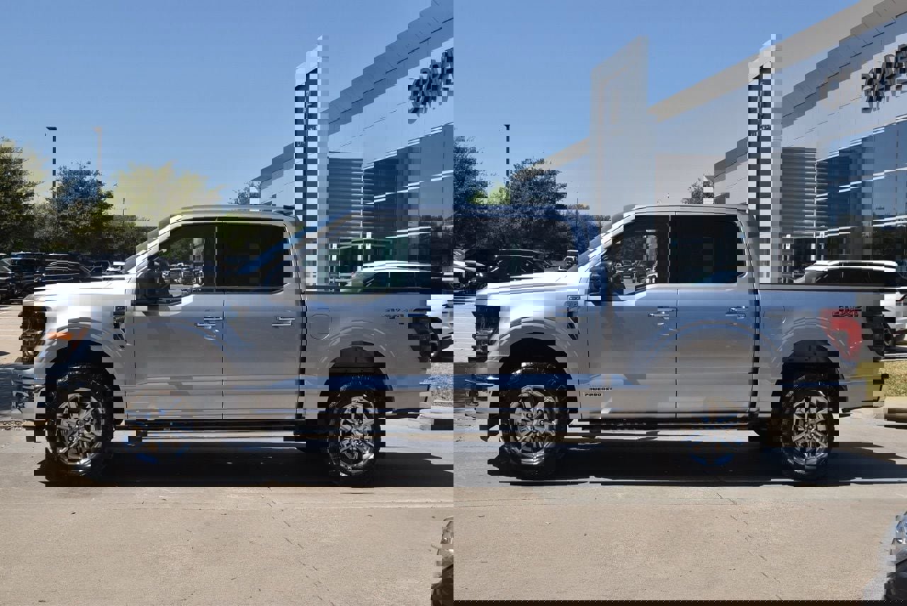 Certified 2025 Ford F150 XLT w/ Equipment Group 301A Standard image 4