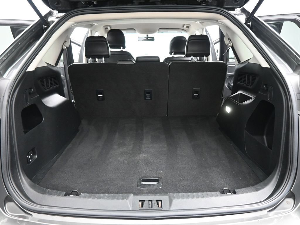 Certified 2017 Ford Edge SEL w/ Equipment Group 201A image 50