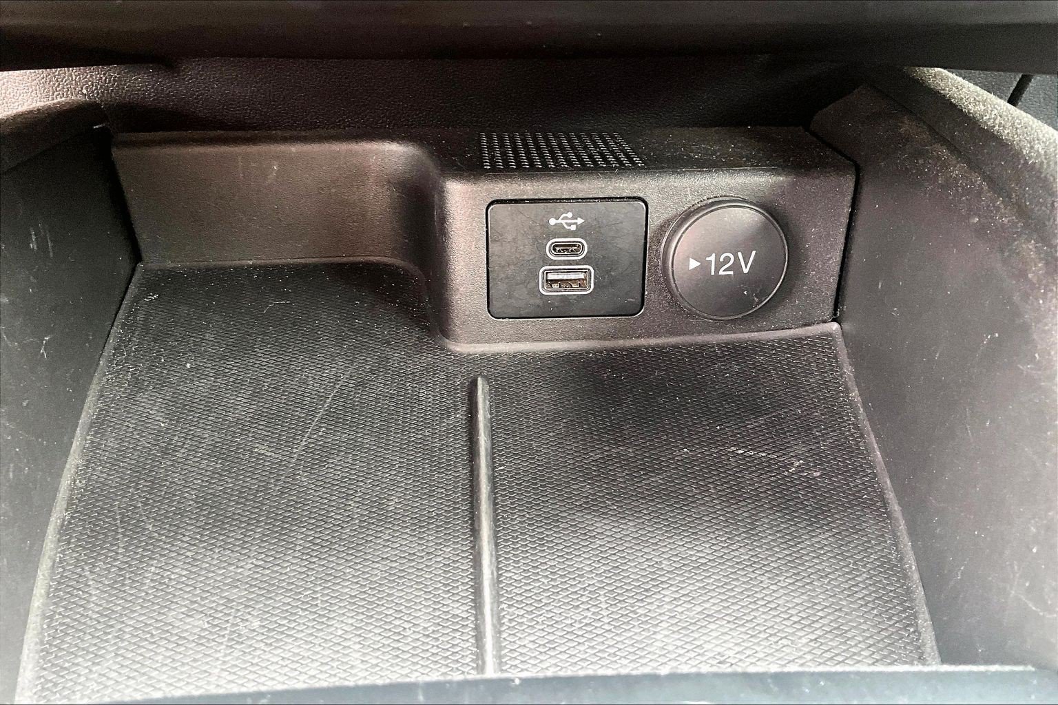 Certified 2024 Ford Escape Active AWD/4WD image 32