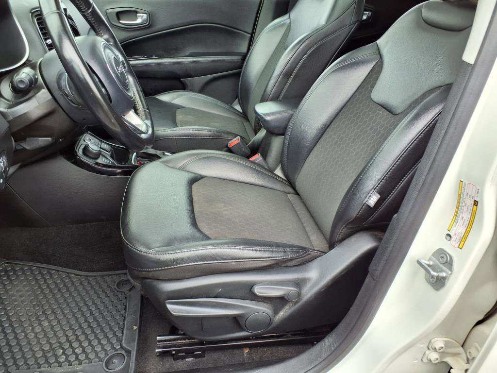 Used 2020 Jeep Compass Latitude image 15