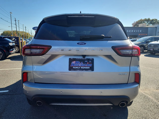 Certified 2023 Ford Escape ST-Line w/ Tech Pack #1 image 6