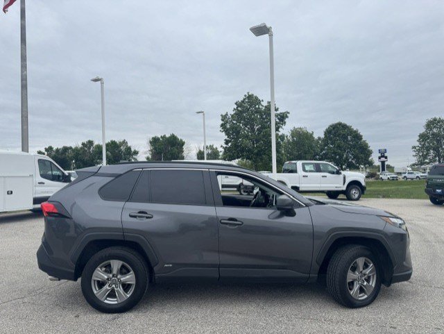 Used 2023 Toyota RAV4 LE AWD/4WD image 10