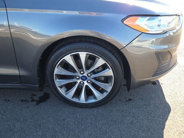 Certified 2020 Ford Fusion SE image 7