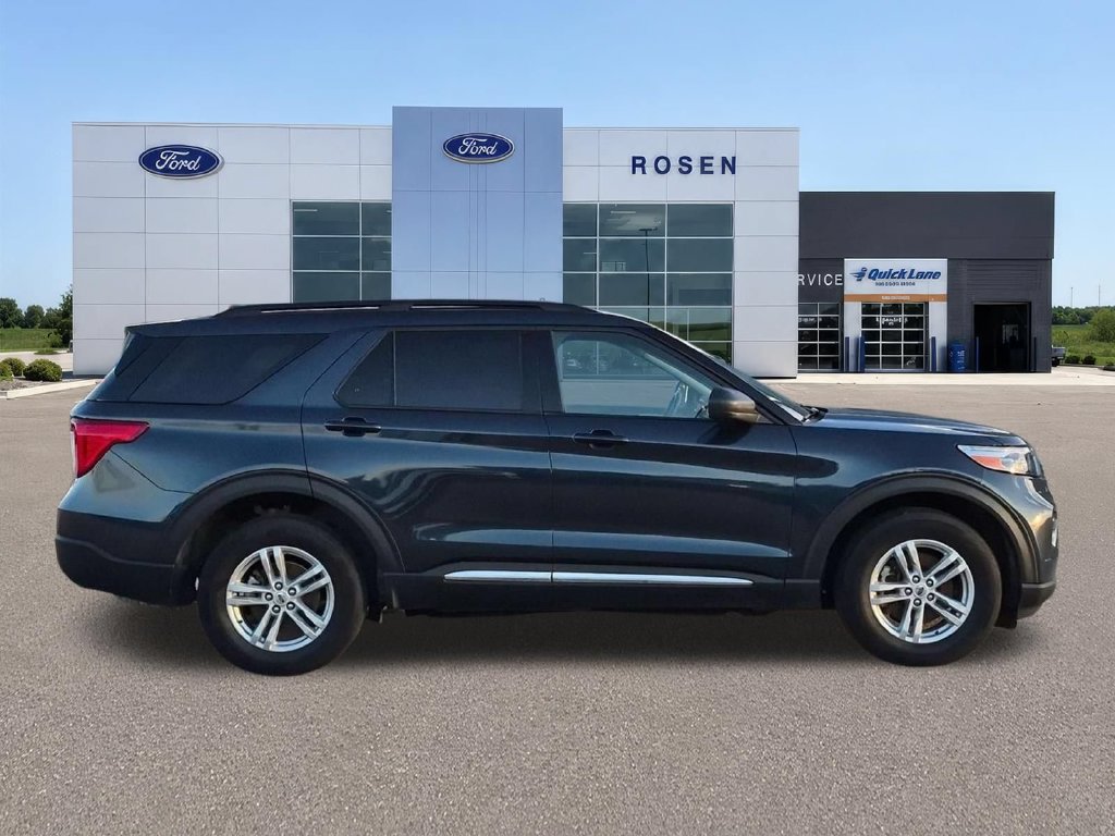 Certified 2024 Ford Explorer XLT w/ Equipment Group 202A AWD/4WD image 2
