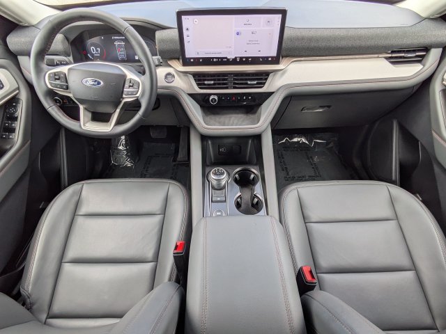 Certified 2026 Ford Explorer Active w/ Active Comfort Package RWD image 16
