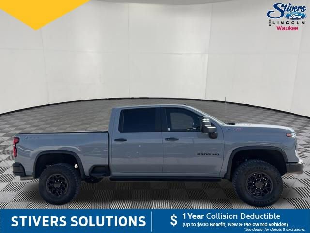 Used 2025 Chevrolet Silverado 2500 ZR2 w/ ZR2 Bison Edition image 4