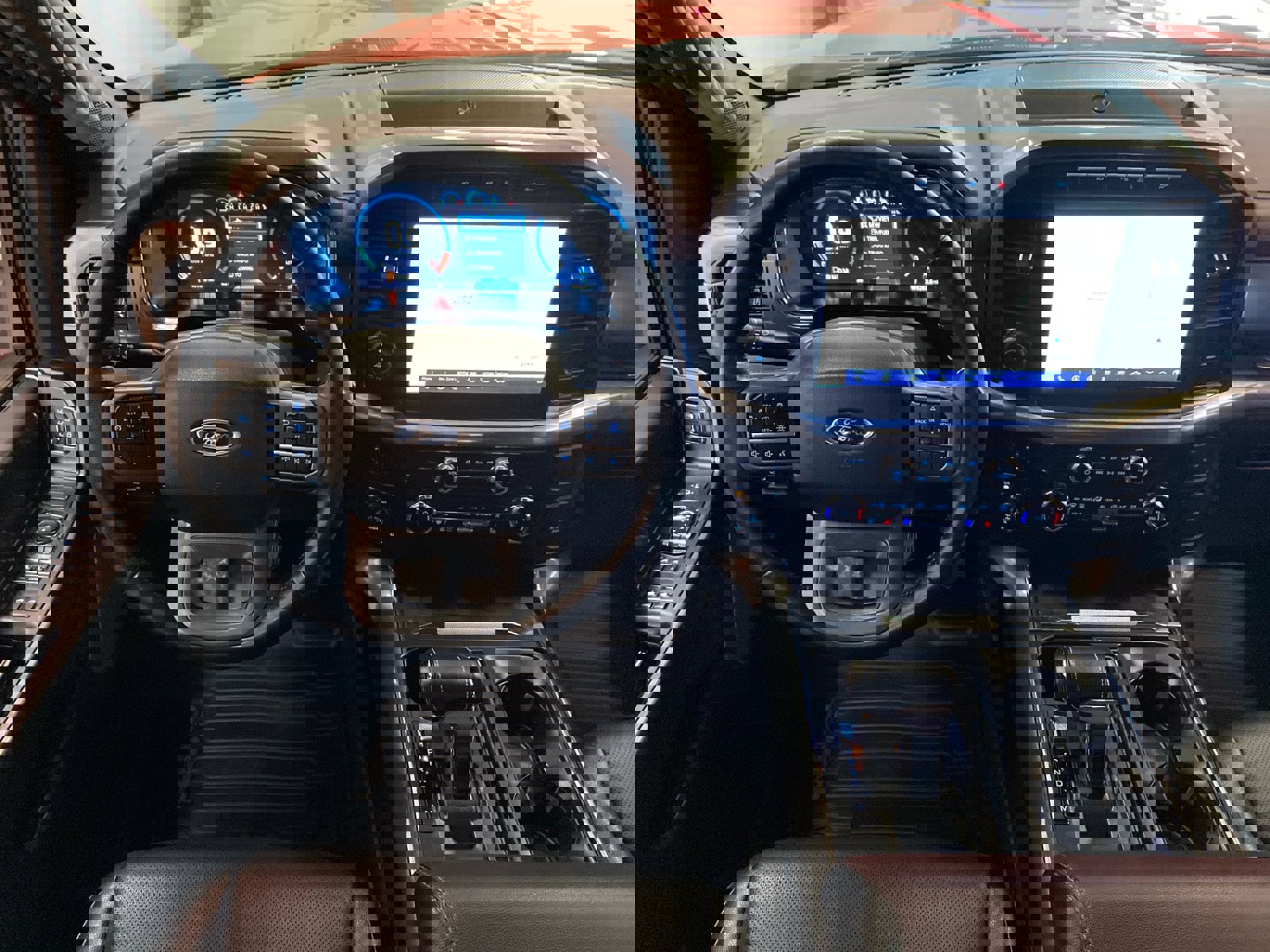 Certified 2022 Ford F150 Lariat w/ Equipment Group 502A High image 11