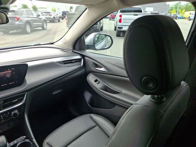 Used 2024 Buick Encore GX Sport Touring FWD image 11