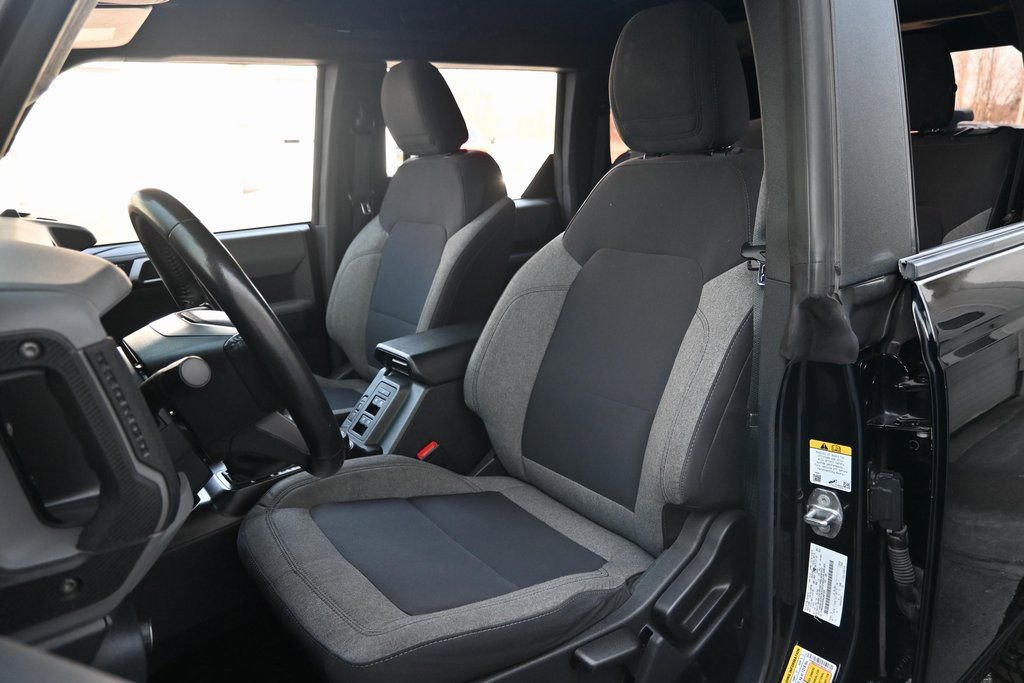 Certified 2022 Ford Bronco Big Bend w/ Sasquatch Package AWD/4WD image 19