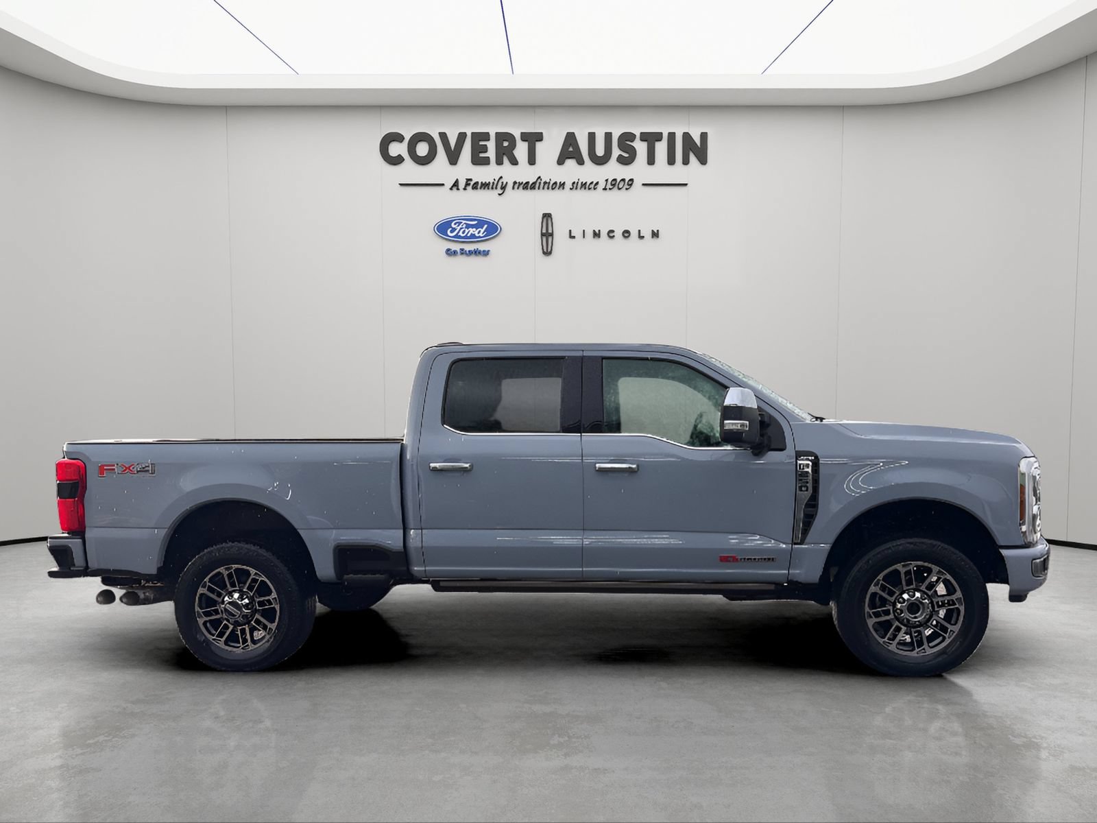 Certified 2024 Ford F250 Limited w/ FX4 Off-Road Package AWD/4WD image 7