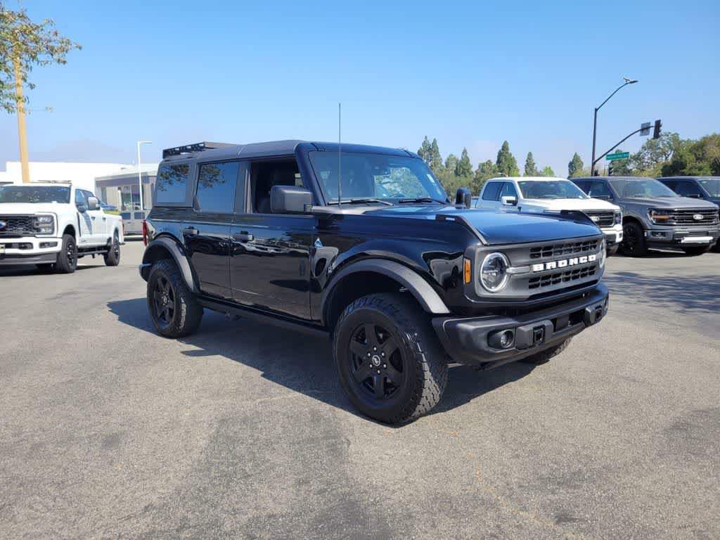 Certified 2023 Ford Bronco Black Diamond AWD/4WD image 7