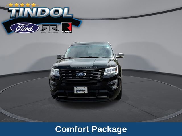 Certified 2017 Ford Explorer XLT w/ Equipment Group 202A image 9