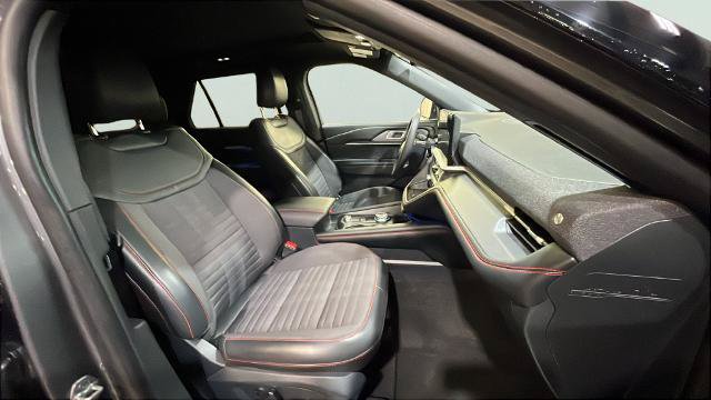 Certified 2025 Ford Explorer ST-Line w/ Premium Package AWD/4WD image 21