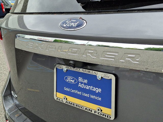 Certified 2022 Ford Explorer XLT w/ Equipment Group 202A AWD/4WD image 16