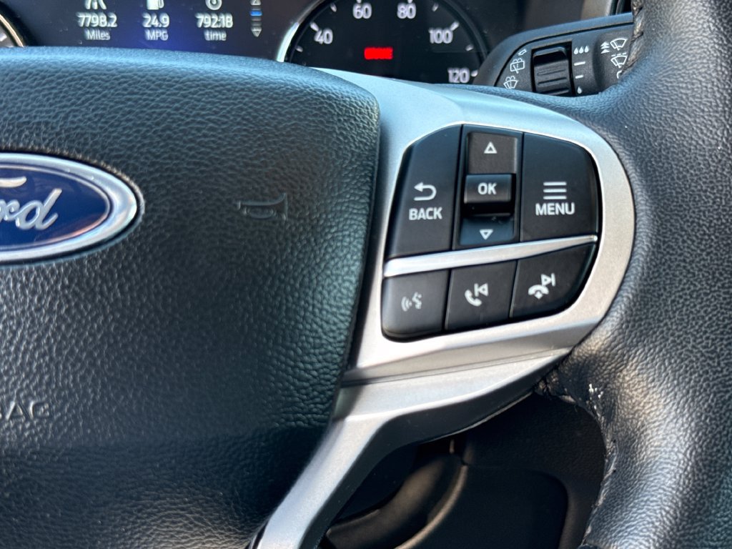 Certified 2023 Ford Explorer XLT RWD image 17