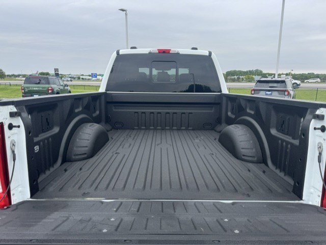 Certified 2023 Ford F350 Lariat w/ Chrome Package AWD/4WD image 8