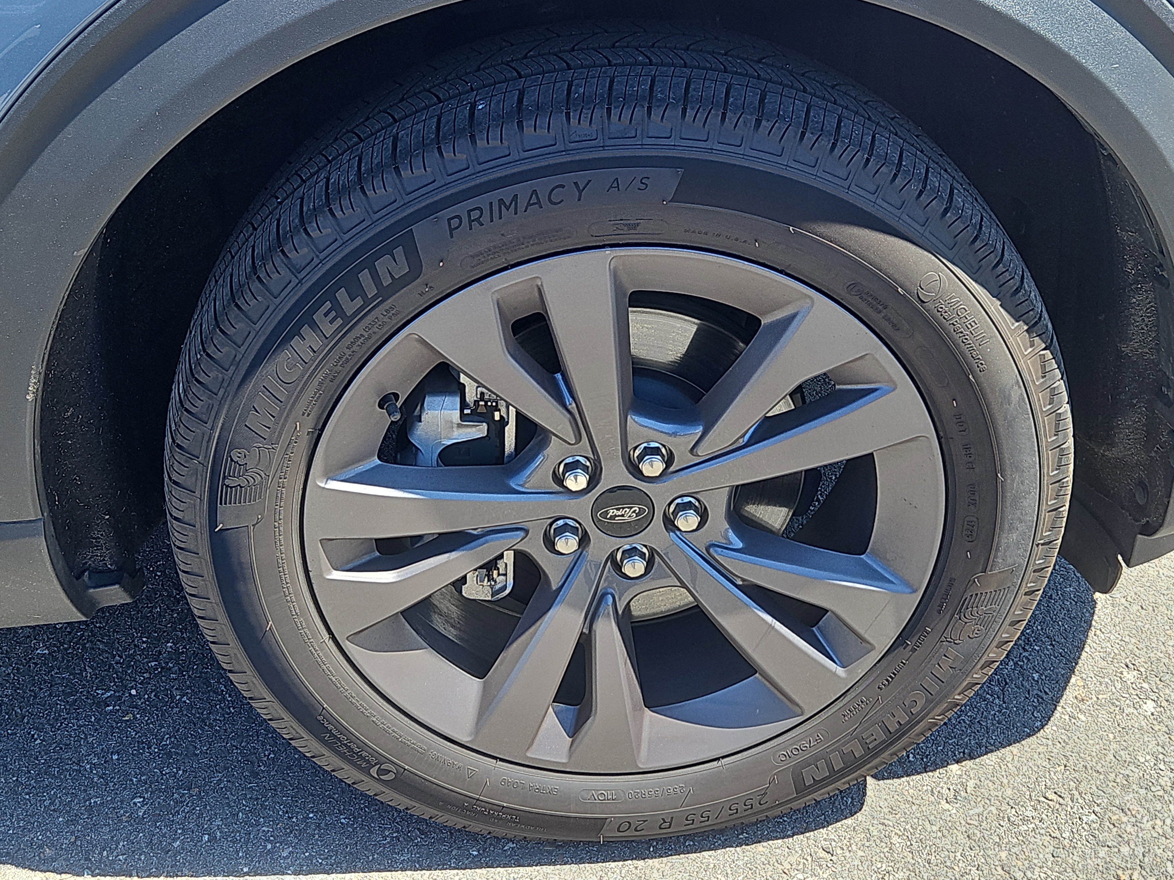 Certified 2025 Ford Explorer Active w/ Active Comfort Package AWD/4WD image 11