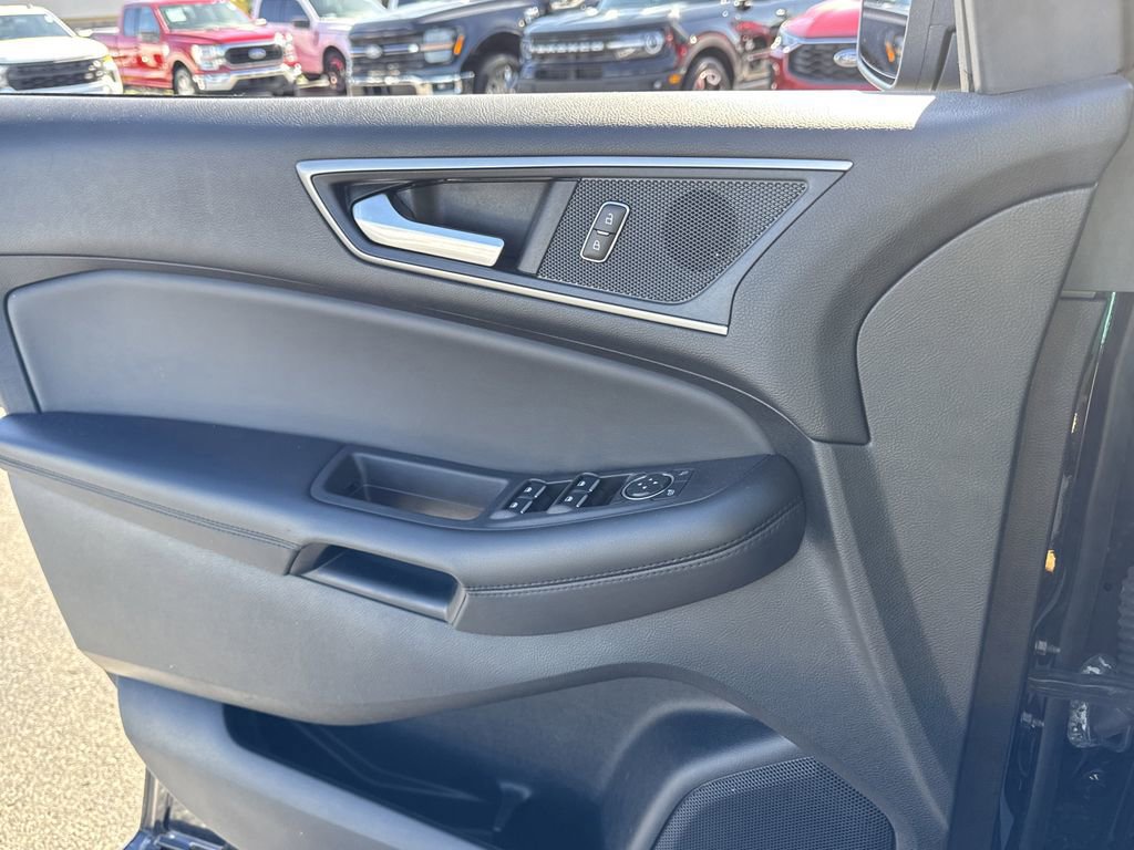 Certified 2024 Ford Edge SEL image 22
