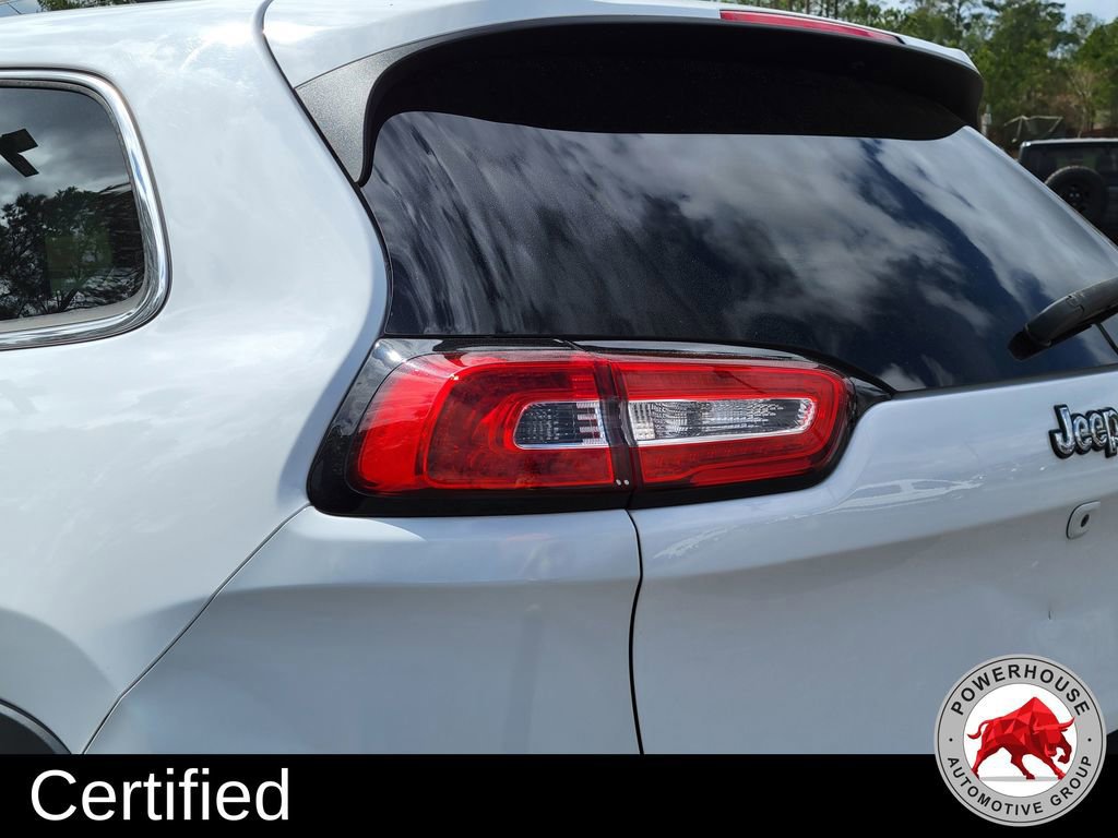 Used 2018 Jeep Cherokee Latitude image 12