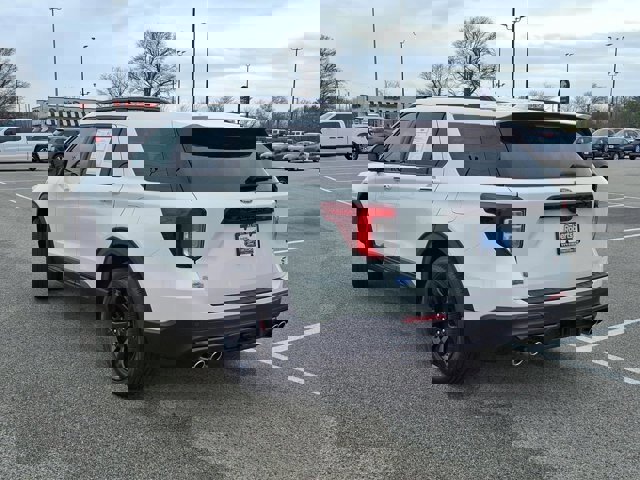 Certified 2024 Ford Explorer ST w/ Equipment Group 401A image 3