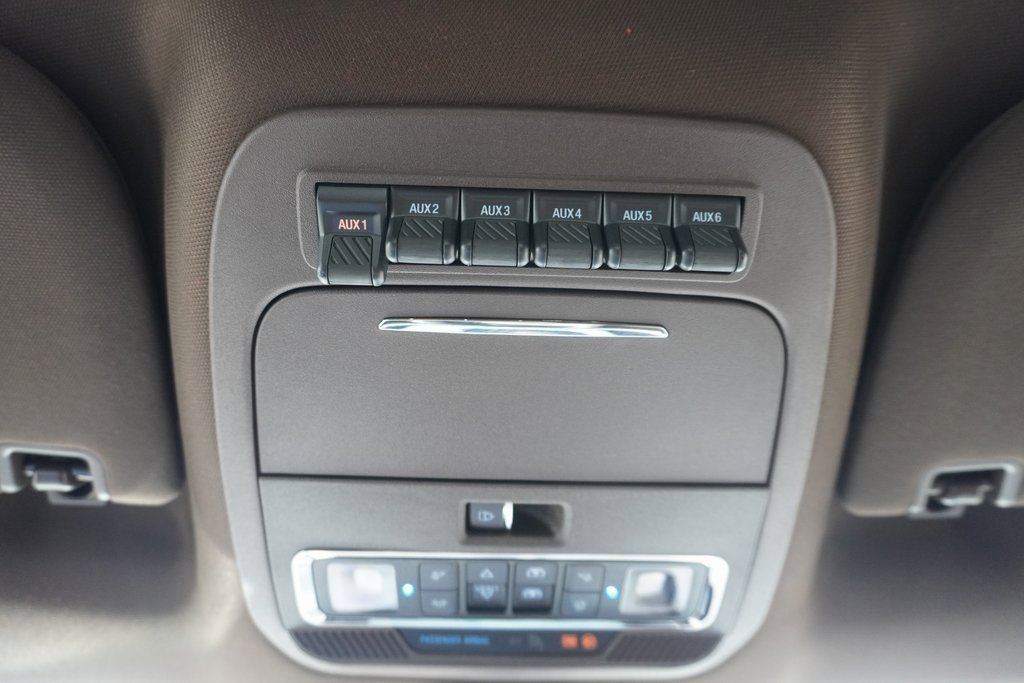 Certified 2025 Ford F250 King Ranch w/ Chrome Package image 19