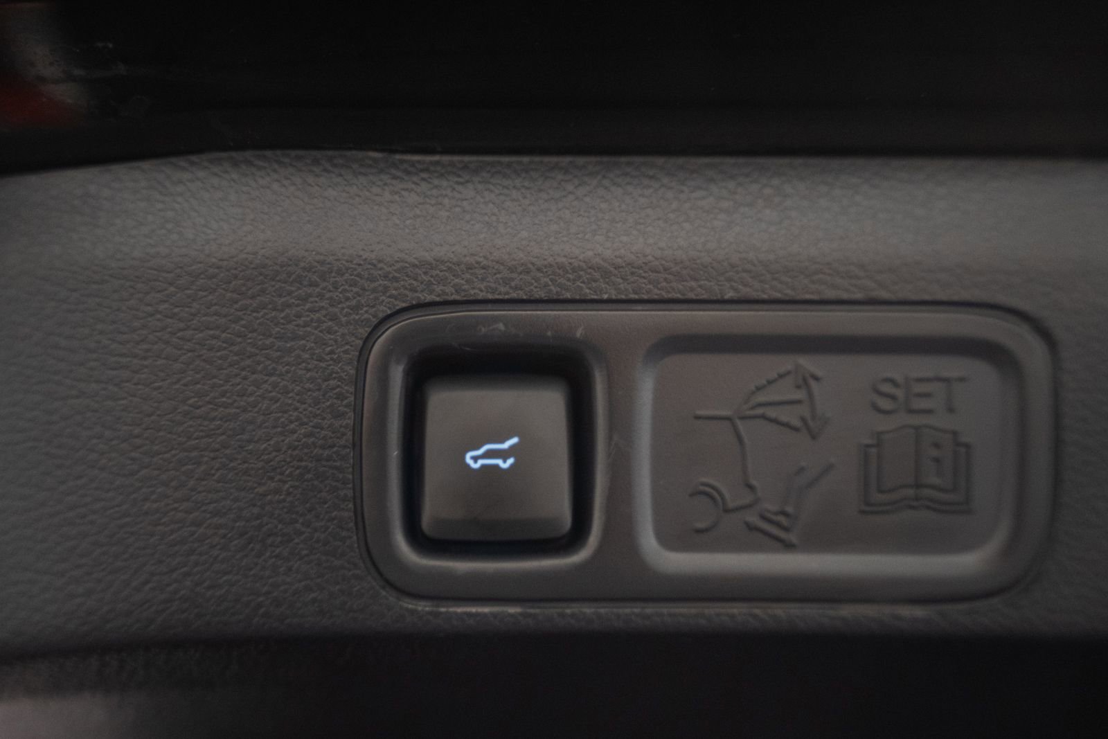 Certified 2023 Ford Expedition Platinum AWD/4WD image 11