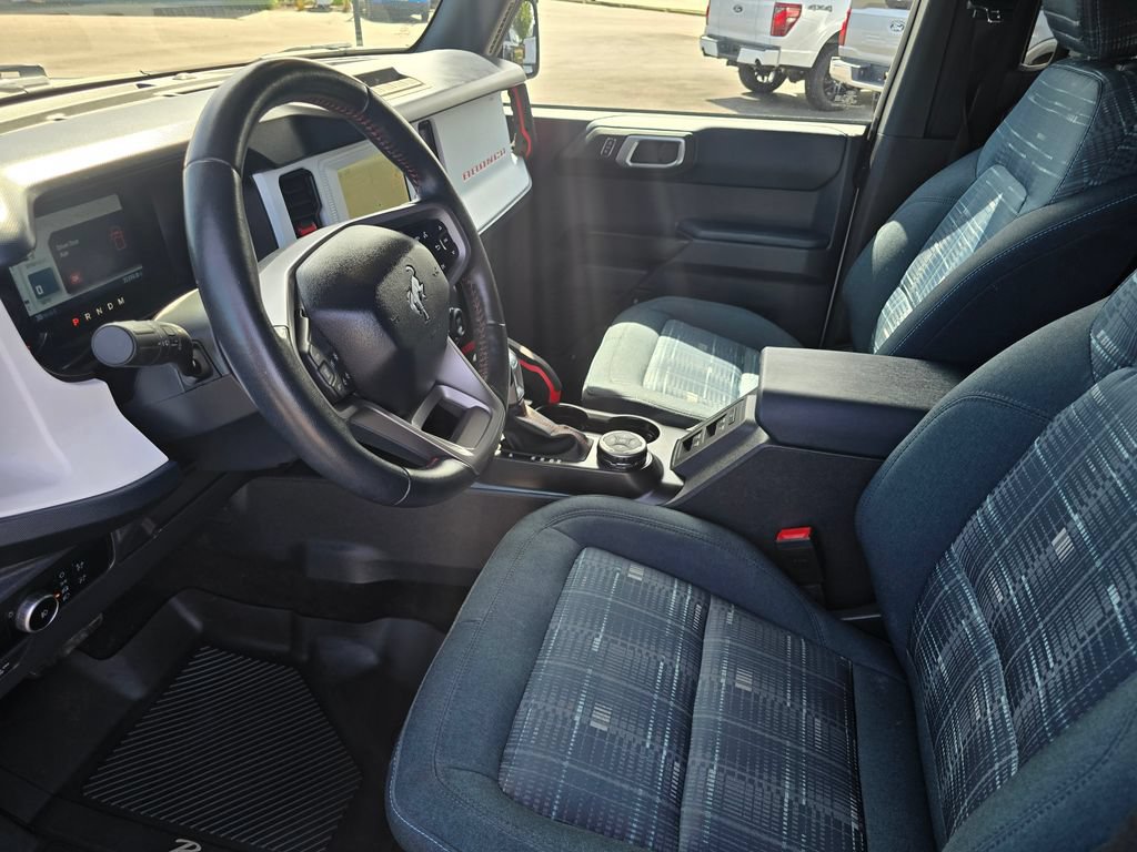 Certified 2023 Ford Bronco Heritage Edition AWD/4WD image 9