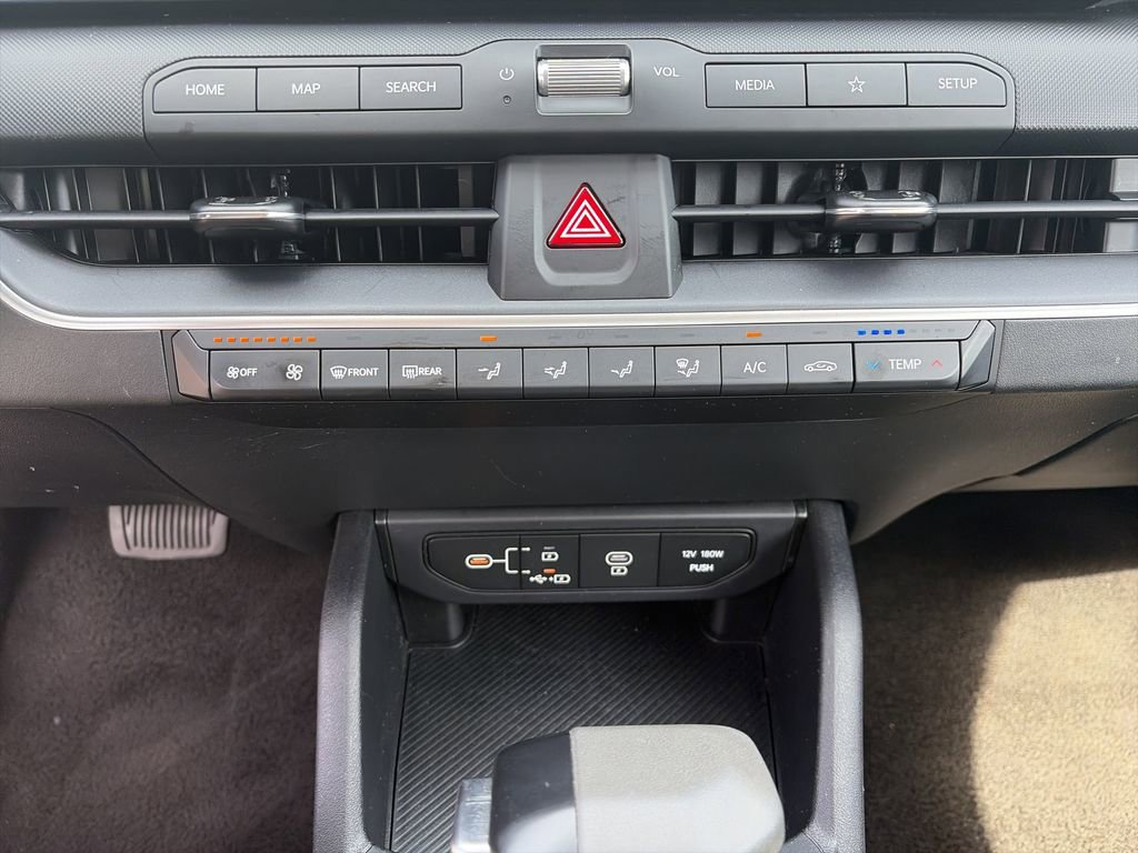 Used 2025 Kia K4 FWD image 24