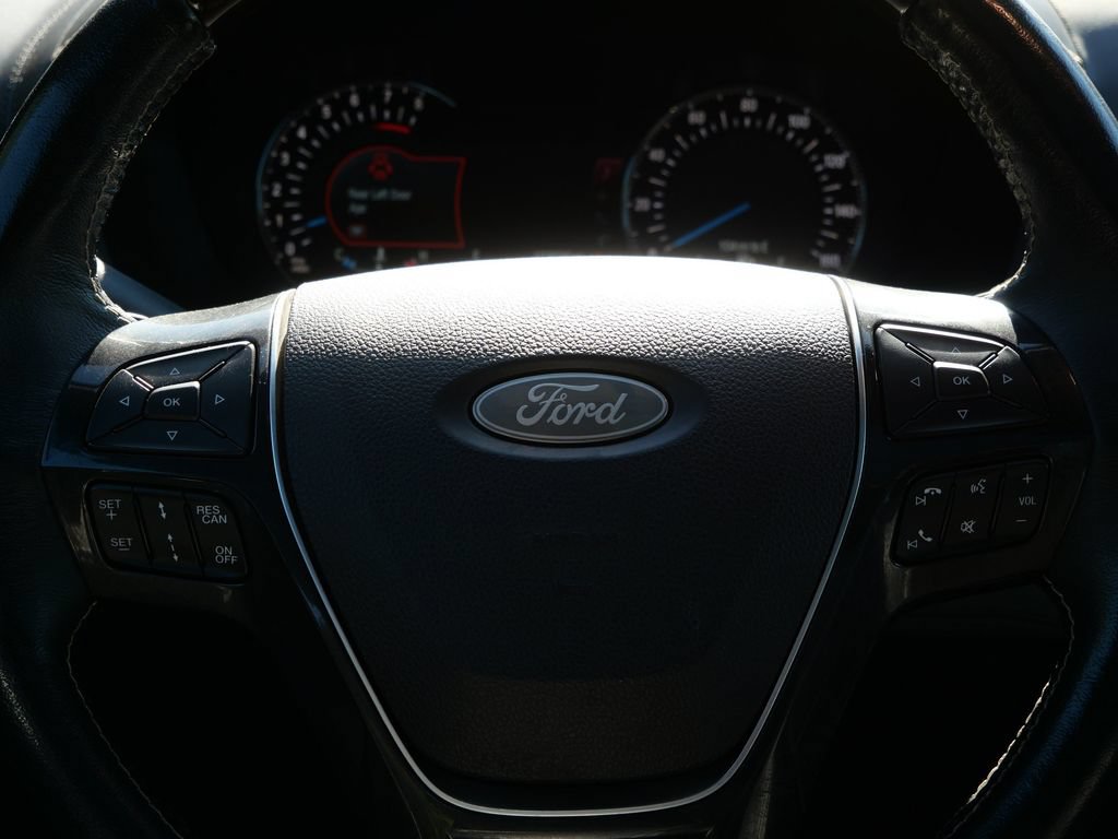 Certified 2018 Ford Explorer Platinum AWD/4WD image 18