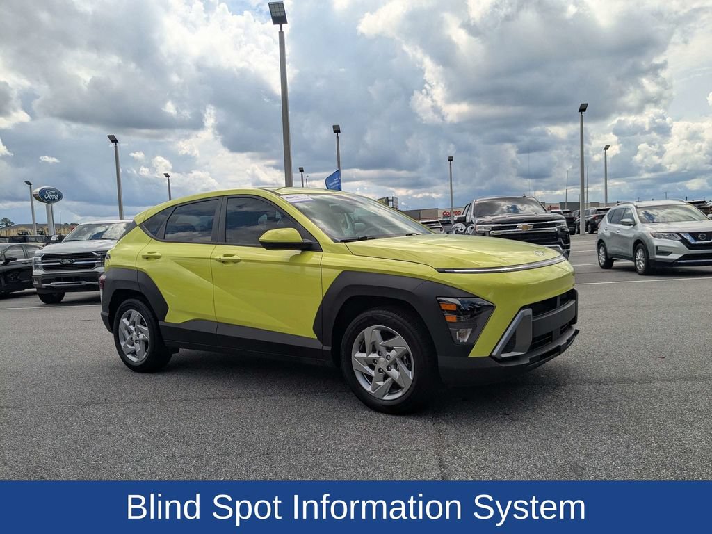 Used 2025 Hyundai Kona SE FWD image 5