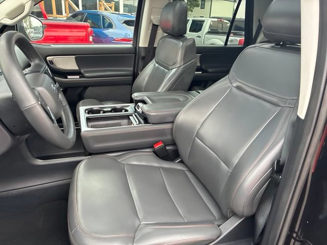 Certified 2025 Ford Expedition Active AWD/4WD image 66