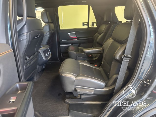 Certified 2025 Ford Expedition Tremor AWD/4WD image 30
