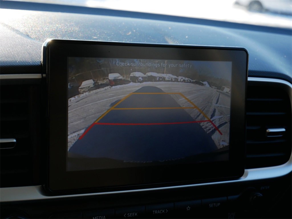 Used 2022 Hyundai Venue SEL image 27