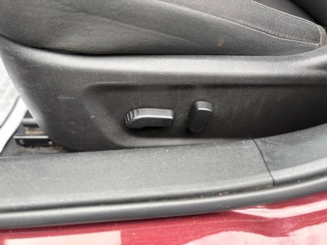 Used 2025 Nissan Altima 2.5 SV FWD image 15