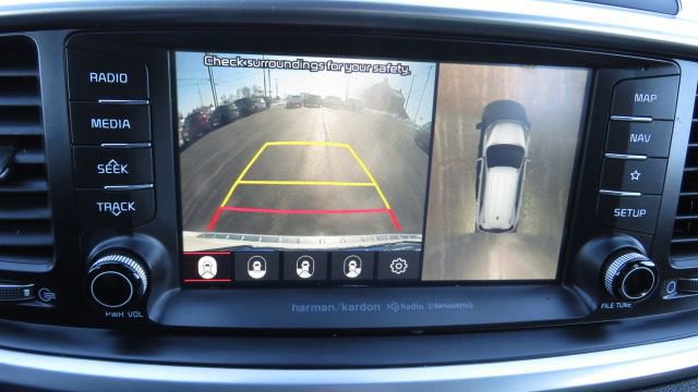 Used 2019 Kia Sorento SX image 15