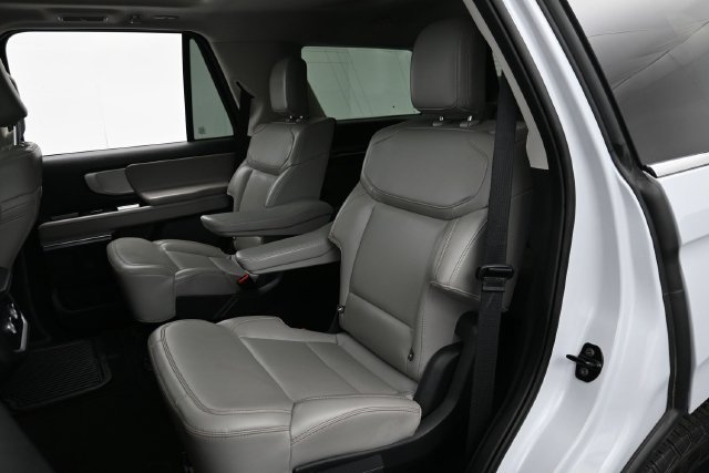 Certified 2025 Ford Expedition Active AWD/4WD image 28