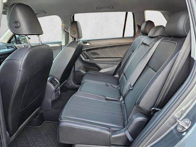 Used 2023 Volkswagen Tiguan SE FWD image 16