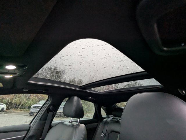 Used 2023 Kia K5 GT-Line image 29