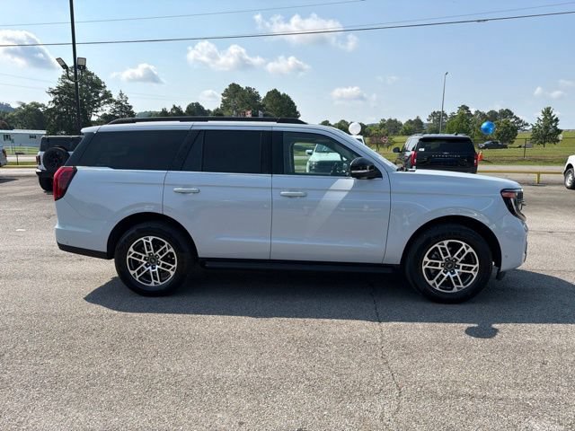 Certified 2025 Ford Expedition Active RWD image 42