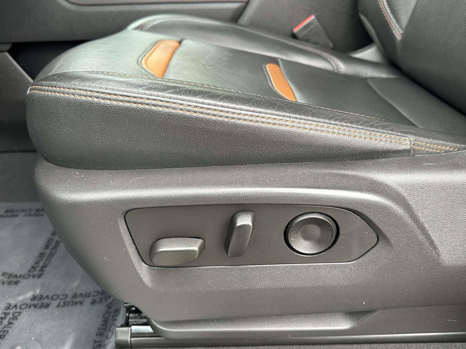 Used 2024 GMC Sierra 2500 AT4 w/ AT4 Premium Plus Package AWD/4WD image 21