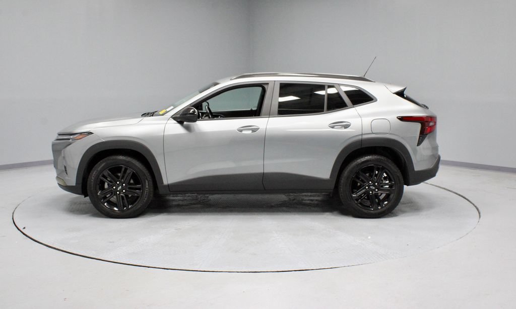 Used 2024 Chevrolet Trax ACTIV w/ Driver Confidence Package FWD image 8