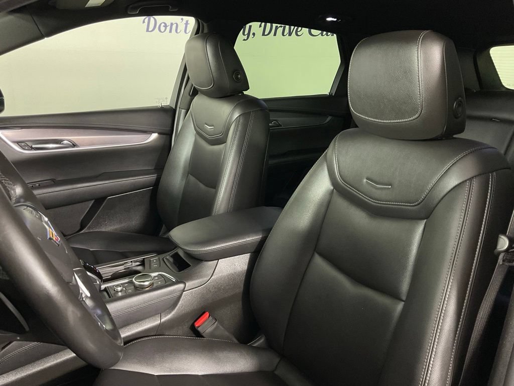 Used 2021 Cadillac XT5 Luxury FWD image 14
