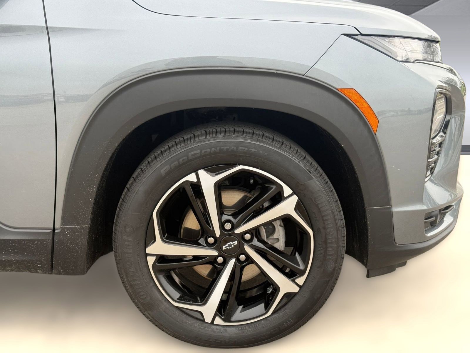 Used 2021 Chevrolet TrailBlazer RS w/ Sun and Liftgate Package image 11