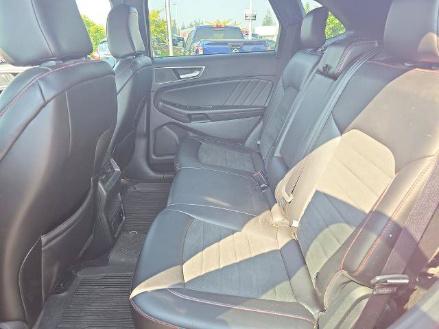 Certified 2020 Ford Edge ST-Line w/ Cold Weather Package AWD/4WD image 9