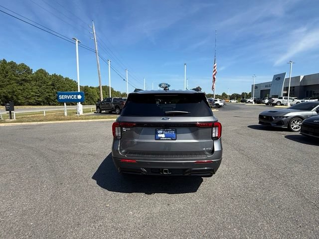 Certified 2025 Ford Explorer ST-Line AWD/4WD image 5