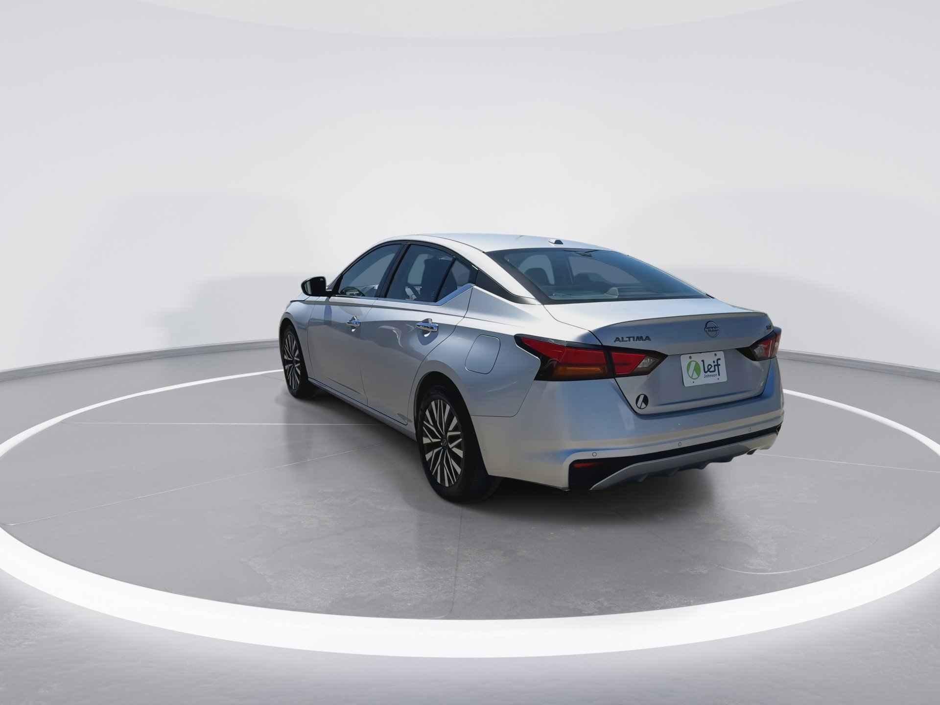 Used 2024 Nissan Altima 2.5 SV image 6